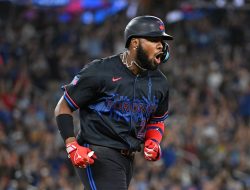 Hitting streak over, Vladimir Guerrero Jr. leads Jays against Angels