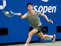 Jannik Sinner cruises, Hubert Hurkacz bows out at U.S. Open