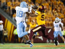Four field goals power UNC to win over Minnesota