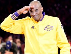 Kobe Bryant Farewell Game Warm-Up Jacket Fetches $336K At Auction