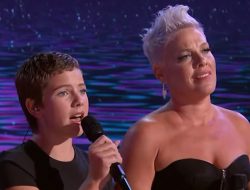Pink Performs Emotional Duet With Daughter Willow to Close Out DNC