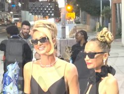 Paris Hilton and Nicole Richie Film ‘Simple Life’ Reboot in New Video