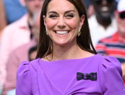 Kate Middleton Makes Rare Appearance With Family to Attend Church