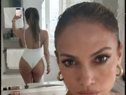 Jennifer Lopez in IG Photos Living Her Best Life W/O Ben Affleck