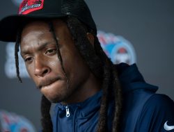 Titans WR DeAndre Hopkins (knee) returns to practice