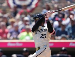 With eyes on playoffs, Twins can’t afford slip-up vs. Reds