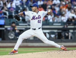 Red-hot Mets attempt to extend win streak to 9 vs. Reds