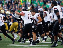 Top 25 roundup: Northern Illinois stuns No. 5 Notre Dame