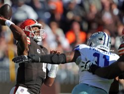 Deshaun Watson’s accuser plans to meet with NFL