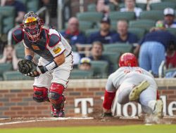 Nick Martinez, Reds two-hit Braves for makeup-game win