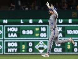 Royals, with playoffs in sight, take on Pirates