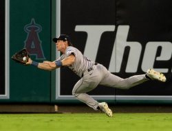 Justin Verlander gets back in win column as Astros edge Angels