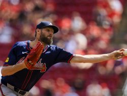Braves’ Chris Sale aims to continue hot streak in clash vs. Mets