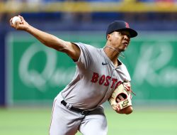 Red Sox look to keep slim playoff hopes alive in Toronto