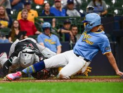 Willy Adames looks to add to historic season as Brewers face Pirates
