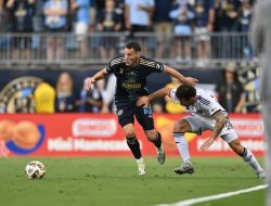 Union return to playoff position by trouncing D.C. United 4-0