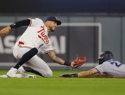 Twins, with wild-card dreams dwindling, host Marlins