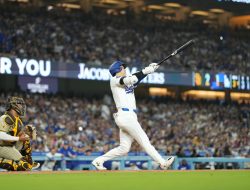 Dodgers look to clinch NL West with win over Padres