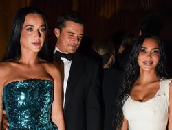 Orlando Bloom Appears to Check Out Kim Kardashian’s Famous Backside