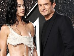 Katy Perry and Orlando Bloom Are Wide Awake at PDA-Filled 2024 VMAs