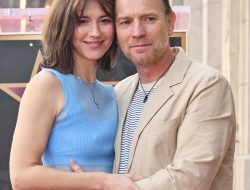 Ewan McGregor, Wife Mary Elizabeth Winstead Hit Red Carpet With 4 Kids