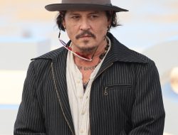 Johnny Depp Reprises Pirates of the Caribbean Role for This Reason