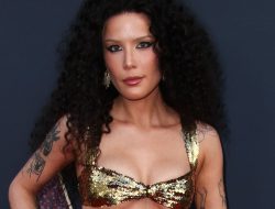 Halsey Hospitalized After “Very Scary” Seizure
