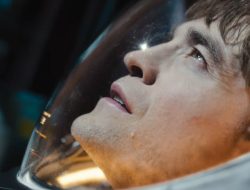 The first trailer for Bong Joon-ho’s Mickey 17 is filled with lots of dead clones, a stacked cast, and Robert Pattinson doing another funky accent