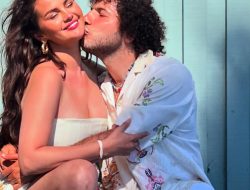 Selena Gomez Reacts to Benny Blanco Engagement Rumors