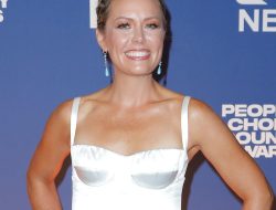 Today Show’s Dylan Dreyer Shares Who Could Replace Hoda Kotb