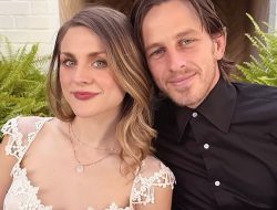 Tony Hawk’s Son Riley Hawk Shares Pic of Baby With Frances Bean Cobain
