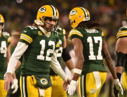 Jets finalize trade with Raiders to acquire Davante Adams