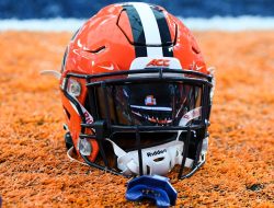 LeQuint Allen’s 4th TD lifts Syracuse over No. 25 UNLV in OT