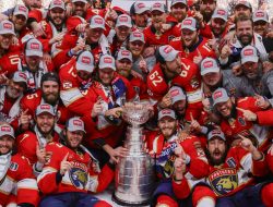 Panthers cancel public championship ring ceremony as hurricane approaches