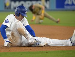 Dodgers’ Freddie Freeman (ankle) likely back for NLDS opener