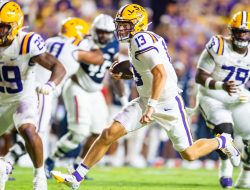 No. 13 LSU touting balance ahead of SEC showdown vs. No. 9 Ole Miss