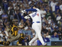 MLB roundup: Shohei Ohtani sparks Dodgers’ rally vs. Padres