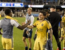Diego Luna scores in 2nd half to lead RSL past Earthquakes