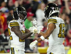 Saints rule out Chris Olave for TNF; surgery for Rashid Shaheed