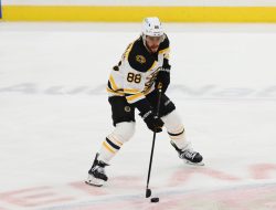 Bruins put home-opening win streak on line vs. Habs