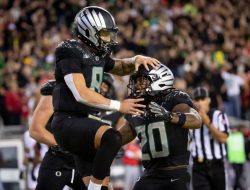 Coming off big win, No. 2 Oregon needs to avoid letdown vs. Purdue