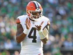 Kevin Stefanski denies owner override as Browns stick with Deshaun Watson