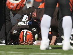 Deshaun Watson out for season, mulling Achilles surgery options