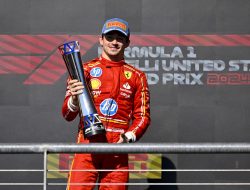 Charles Leclerc wins U.S. Grand Prix; Max Verstappen 3rd after Norris penalty