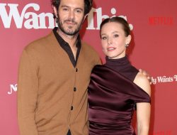 Did You Realize Kristen Bell and Adam Brody’s Gossip Girl Connection?