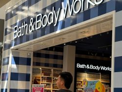 Bath & Body Works Apologizes for Candle Design Compared to KKK Hoods