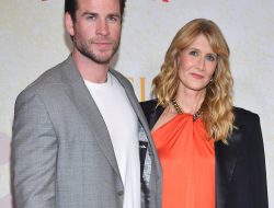 Laura Dern Reveals Truth About Filming Sex Scenes With Liam Hemsworth