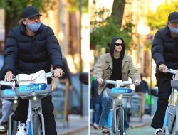 Leonardo DiCaprio, Vittoria Ceretti Go For Romantic Bike Ride in New York City