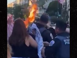 Protester Sets Himself on Fire Outside White House