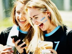 Game Day Makeup Ideas, NFL Nails Trend, Football Jewelry